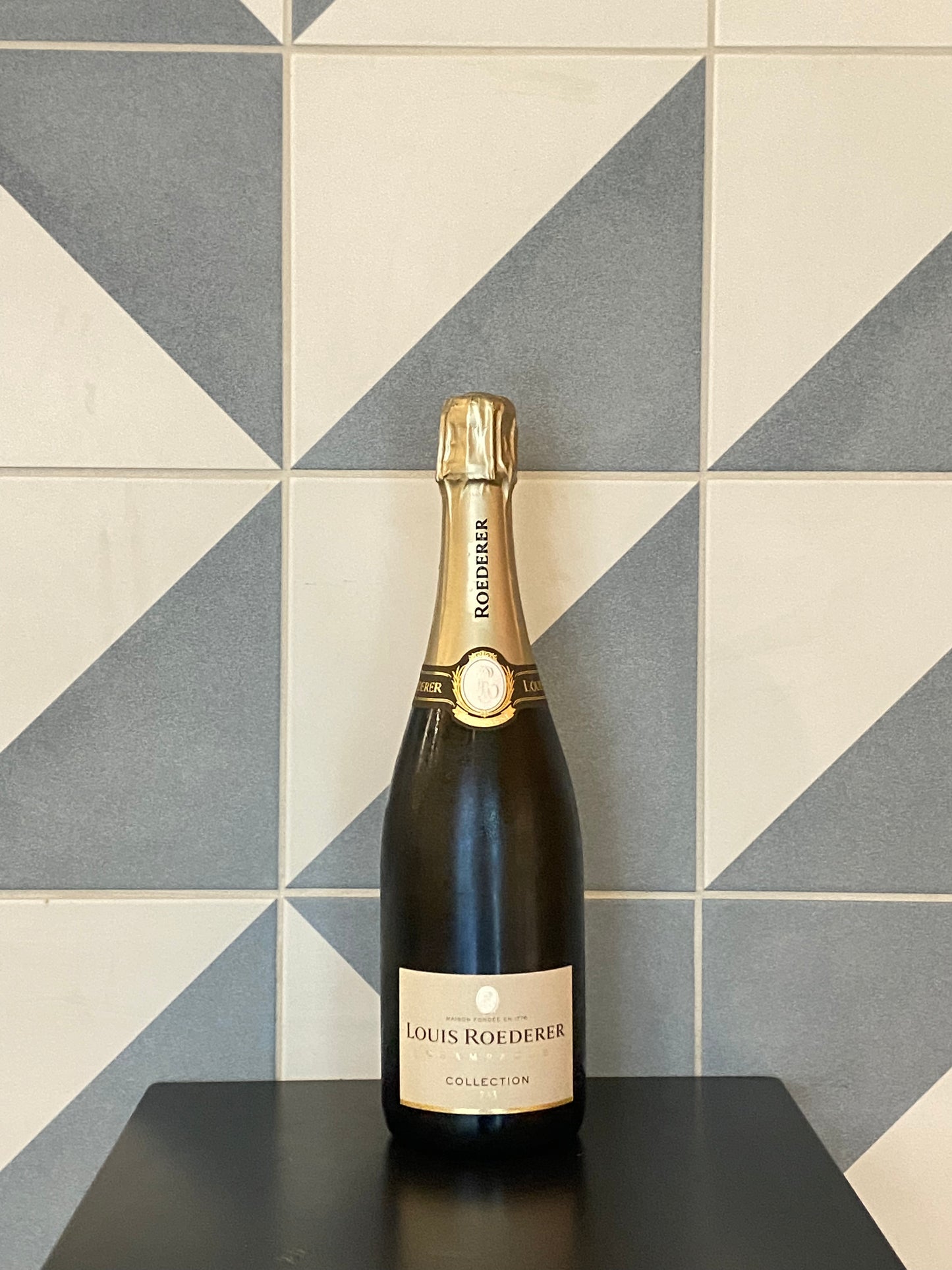 Louis Roederer Collection 243 NV - Champagne